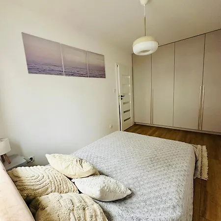 H&g Blisko Plazy Z Parkingiem Apartman